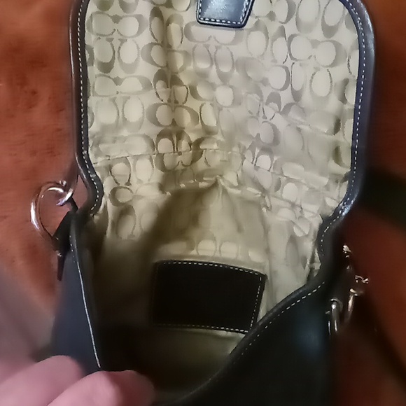 Coach purse - Picture 3 of 3